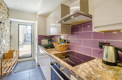 Lowick House | 1 Bed in Lowick oc-gd1892