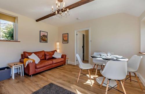 Milton Damerel House | 1 Bed in Milton Damerel oc-l42805