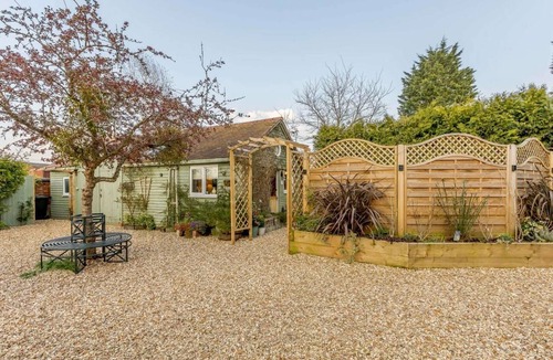 Birlingham Cottage | 1 Bed in Pershore (oc-87365)