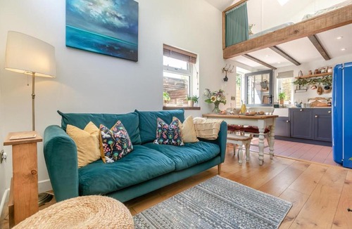 Torrington House | 1 Bed in Torrington oc-88055