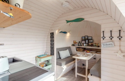 Widegates Ski Chalet | 1 Bed in Widegates (oc-p34235)