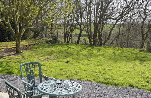 Llanybydder Cottage | 1 bedroom accommodation in Cwmsychpant, near Lampeter