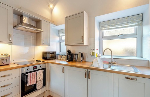 Cottingham Cottage | 1 bedroom accommodation in Low Hunsley, Cottingham