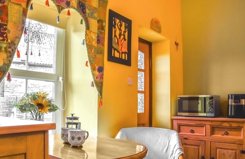 Brechfa Cottage | 1 bedroom accommodation in Llanfynydd