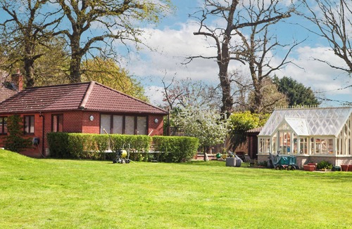 Strumpshaw Cottage | 1 bedroom accommodation in Strumpshaw, near Norwich