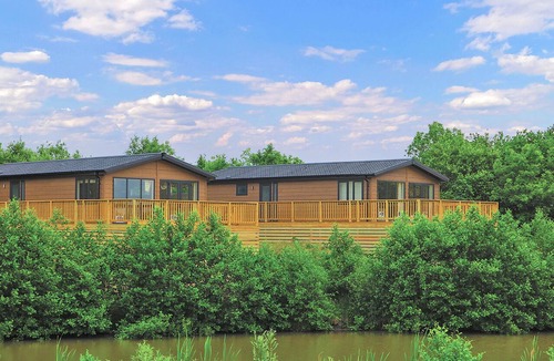 Thorne Ski Chalet | 1 bedroom accommodation in Doncaster, South Yorkshire