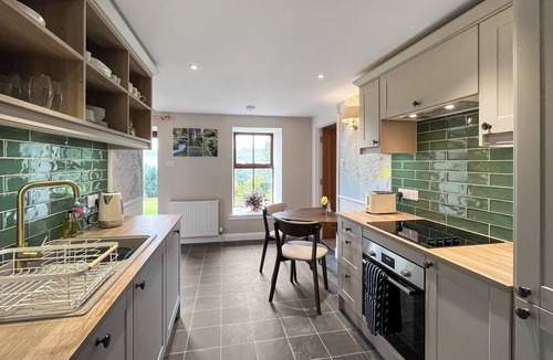 Dunscore Cottage | 1 bedroom accommodation in Newtonairds, near Dumfries