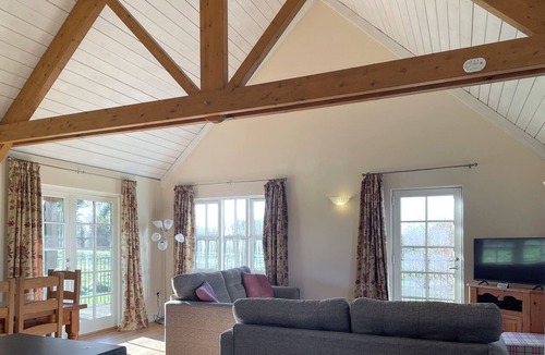 Palgrave Ski Chalet | 1 bedroom accommodation in Palgrave, Diss