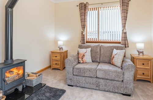 Airdrie Cottage | 1 bedroom accommodation in Plains, near Airdrie