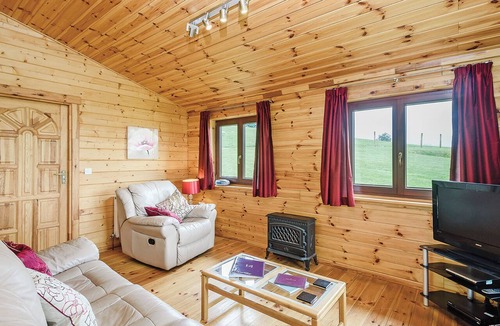 Caersws Ski Chalet | 1 bedroom accommodation in Llandinam, Powys