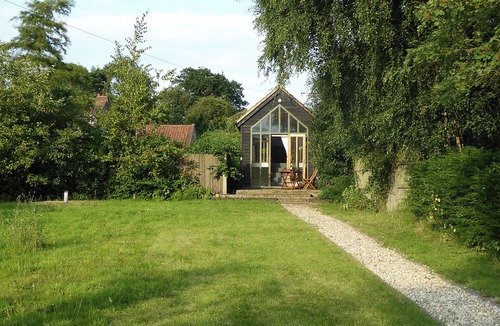 Dereham Cottage | 1 bedroom accommodation in Hoe, near Dereham