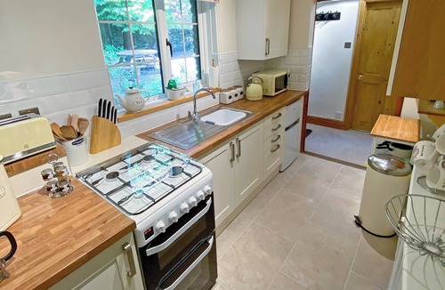 Whitecroft Cottage | 1 bedroom accommodation in Whitecroft, Forest of Dean