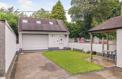 Glynneath Cottage | 1 bedroom accommodation in Glynneath, near Neath