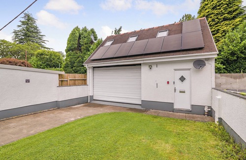 Glynneath Cottage | 1 bedroom accommodation in Glynneath, near Neath