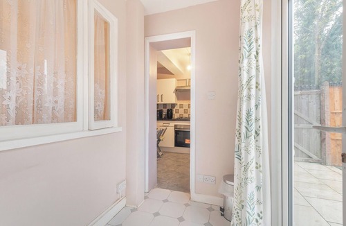 Langley Marish Apartment | 1 bedroom accommodation in Slough