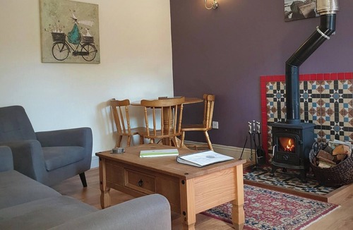 Fitling Cottage | 1 bedroom accommodation in Fitling, near Hull