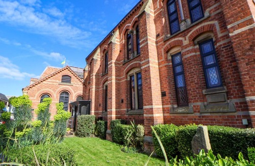 Chester Apartment | 1 Chapel Place