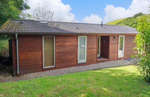 Looe House | 1 Hedgerows