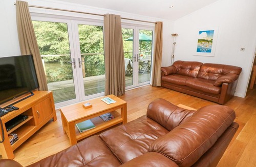 Looe House | 1 Miller's Island