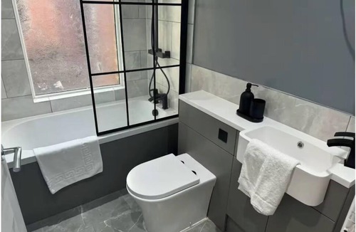 Liverpool Bed & Breakfast | 100 Aigburth