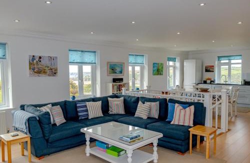 Thurlestone Apartment | 11 The Downs, coastal retreat Thurlestone South Devon