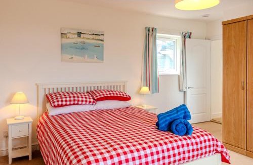 Thurlestone Apartment | 11 The Downs, coastal retreat Thurlestone South Devon