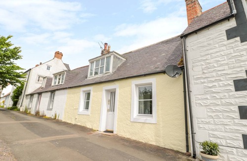 Eyemouth Cottage | 130 m² Cottage ∙ 3 bedrooms ∙ 5 guests