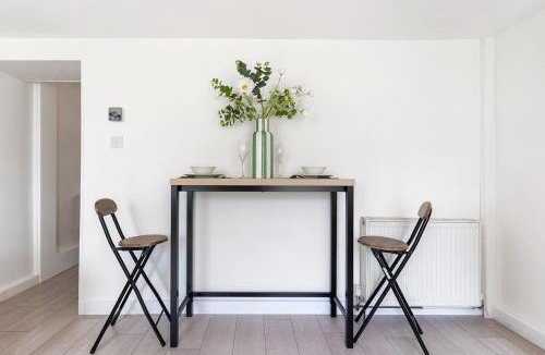Bodmin House | #161 Stylish Bodmin Cornwall Stay - Sleeps 6