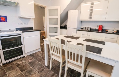 Prestatyn Cottage | 17 THIRD AVENUE, pet friendly, country holiday cottage in Prestatyn
