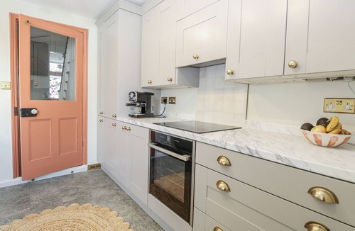 Lowestoft Cottage | 18 Pakefield Road