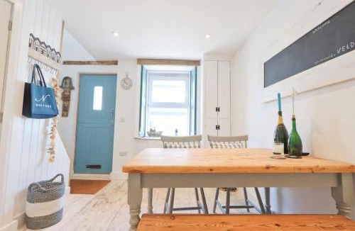 Shaldon House | 18 Strand