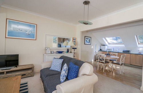 Salcombe House | 19 Bolt Head
