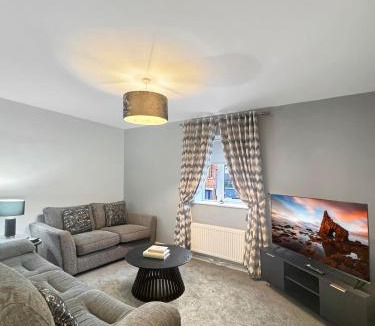 Grantham Apartment | 2 Bed Central Grantham Sleeps 4 Amaya18 free parking free gym access