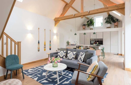 Grimley House | 2 Bed Converted Barn