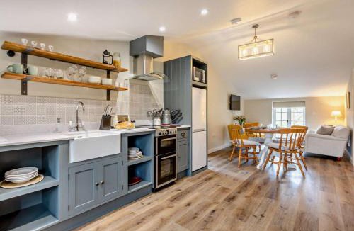 Barnstaple House | 2 Bed in Barnstaple oc-93023