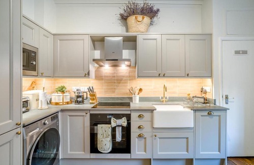 Bath Apartment | 2 Bed in Bath oc-bhr25