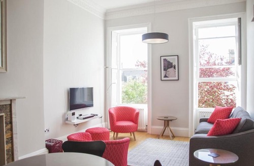 Upper Town House | 2 Bed in Bath oc-bhr43
