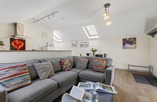 Broadwindsor Apartment | 2 Bed in Beaminster oc-63047