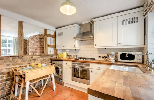 Beccles Cottage | 2 Bed in Beccles (oc-d33611)