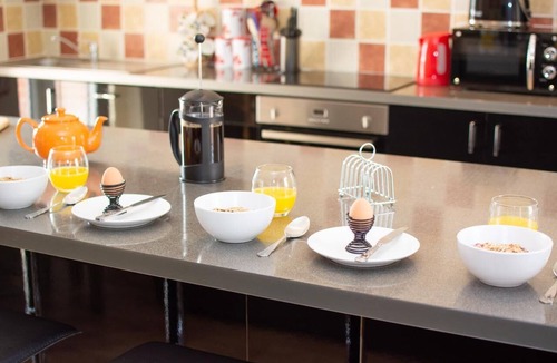 Irstead House | 2 Bed in Blofield Heath (oc-1467)