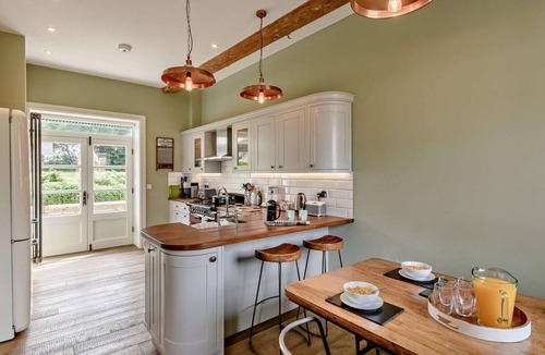 Blythburgh Cottage | 2 Bed in Blythburgh (oc-t27735)