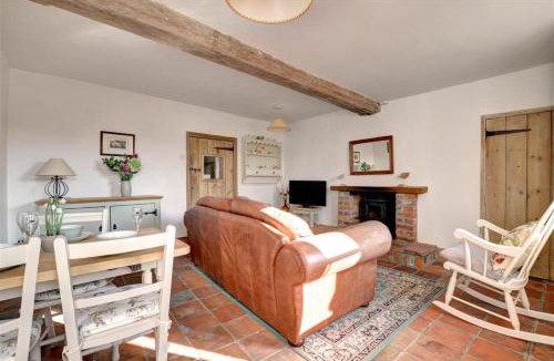 Bodham House | 2 Bed in Bodham oc-1660