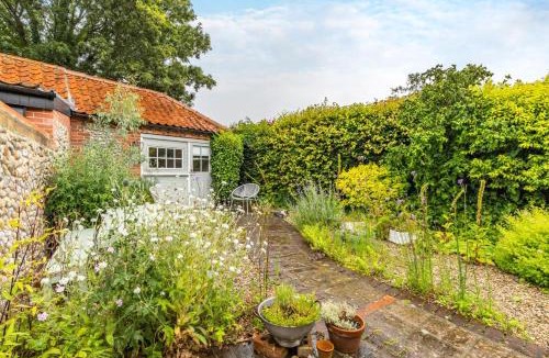 Bodham House | 2 Bed in Bodham oc-s29720