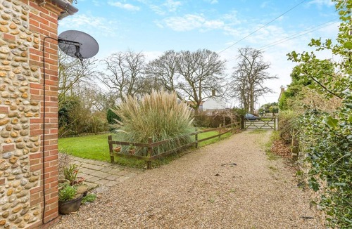 Briston House | 2 Bed in Briston (oc-s30561)