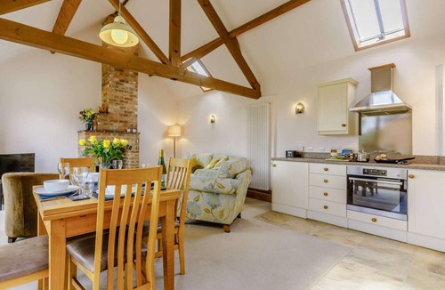 Childswickham House | 2 Bed in Broadway (oc-36840)