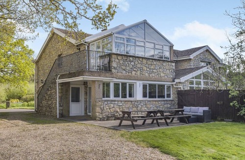 Peterston-Super-Ely Cottage | 2 Bed in Cardiff (oc-45394)