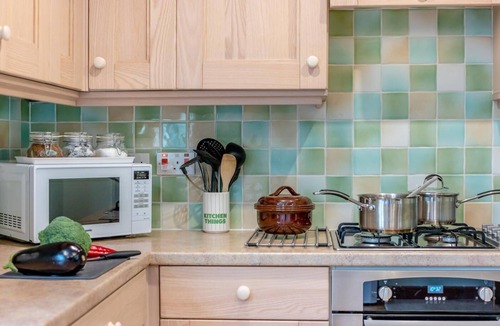 Corfe Castle Village Cottage | 2 Bed in Corfe Castle (oc-g30143)