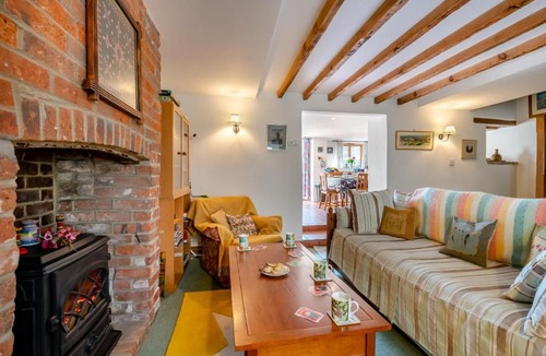 Corfe Castle Village House | 2 Bed in Corfe Castle oc-a30970
