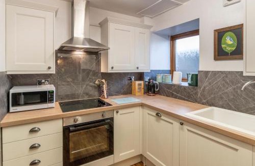 Brecon House | 2 Bed in Cray oc-bow287