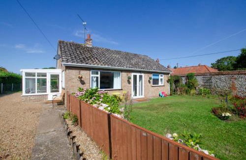 Docking House | 2 Bed in Docking oc-2212